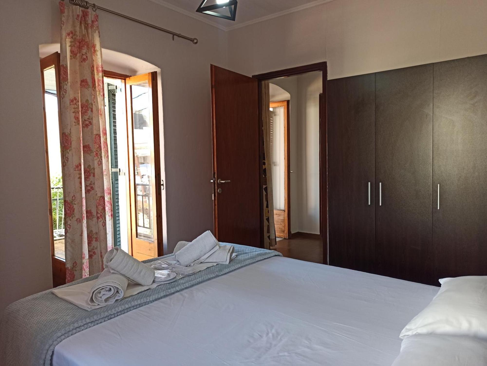 Poseidon Apartments ไกออส ภายนอก รูปภาพ