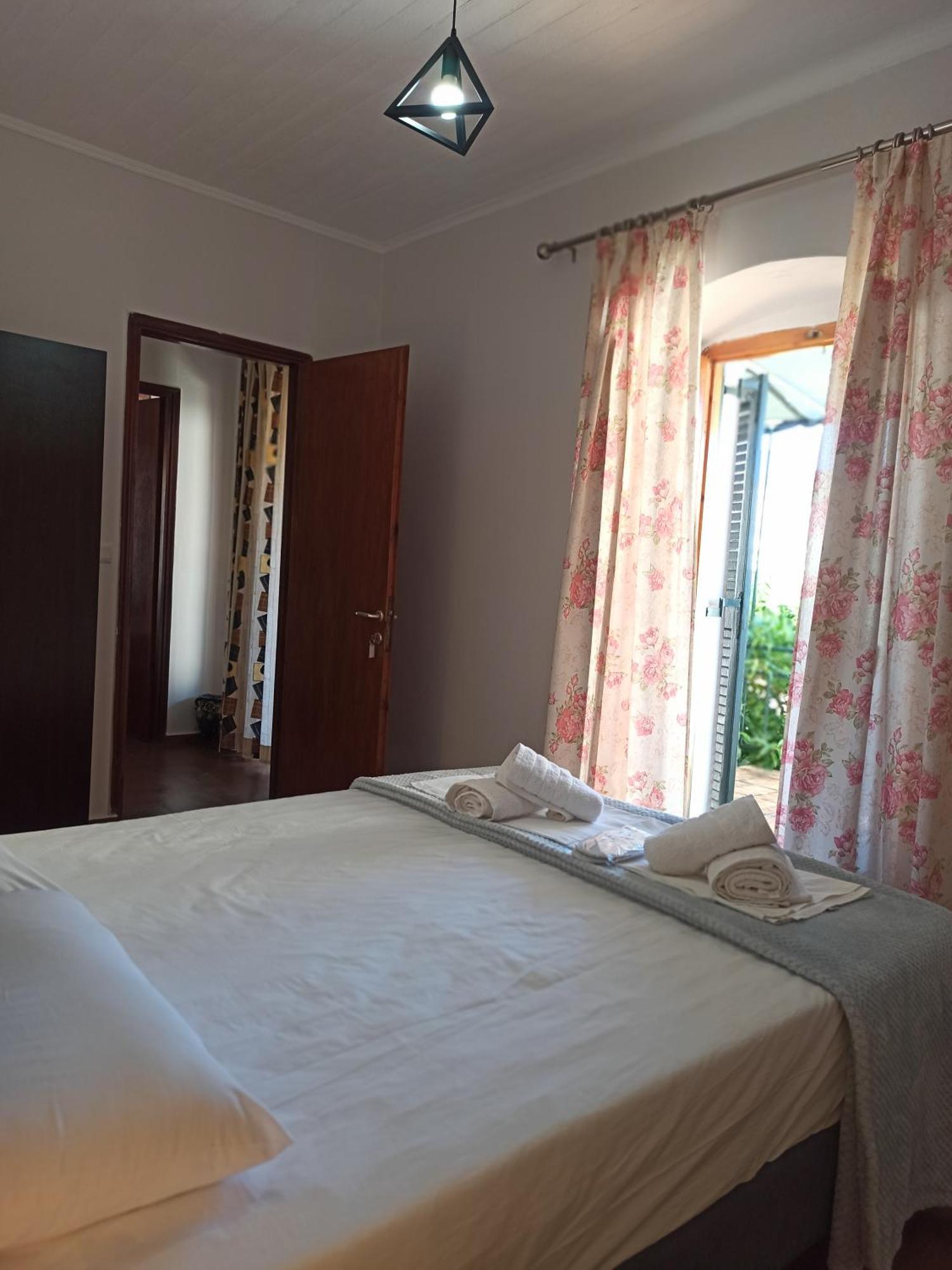 Poseidon Apartments ไกออส ภายนอก รูปภาพ