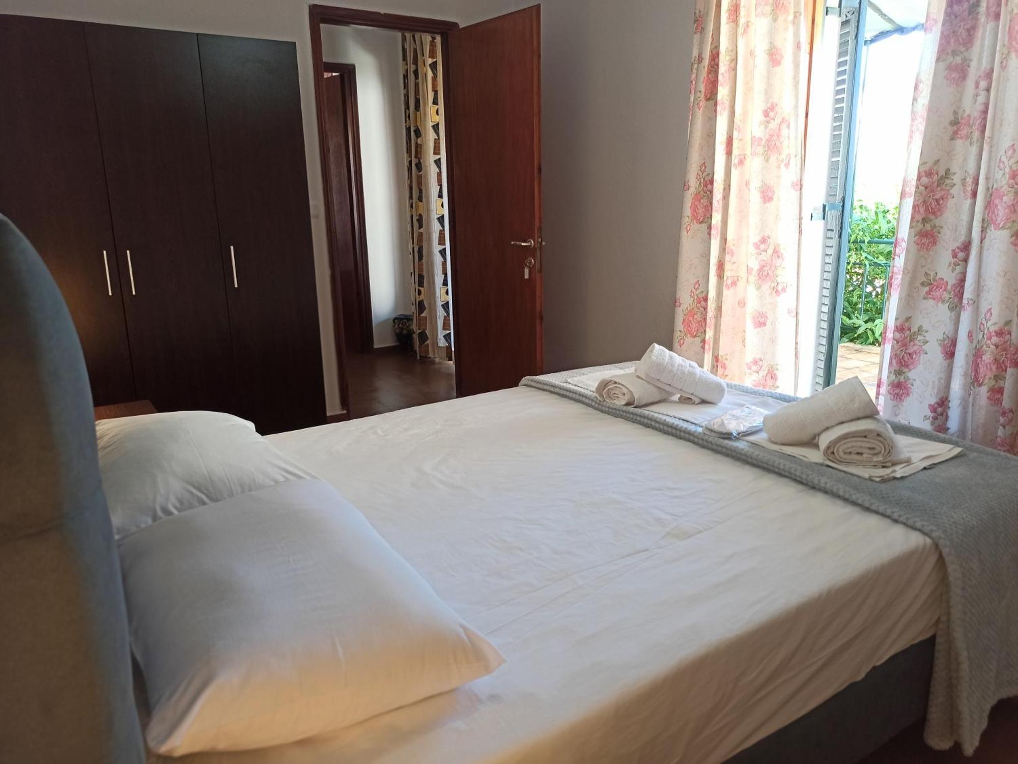 Poseidon Apartments ไกออส ภายนอก รูปภาพ