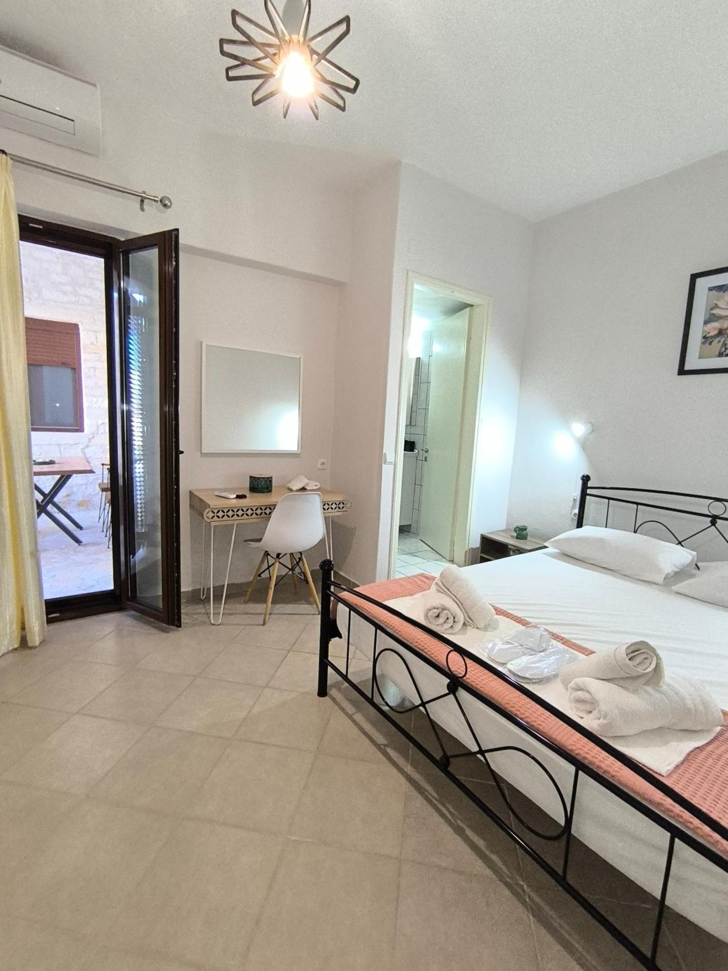 Poseidon Apartments ไกออส ภายนอก รูปภาพ